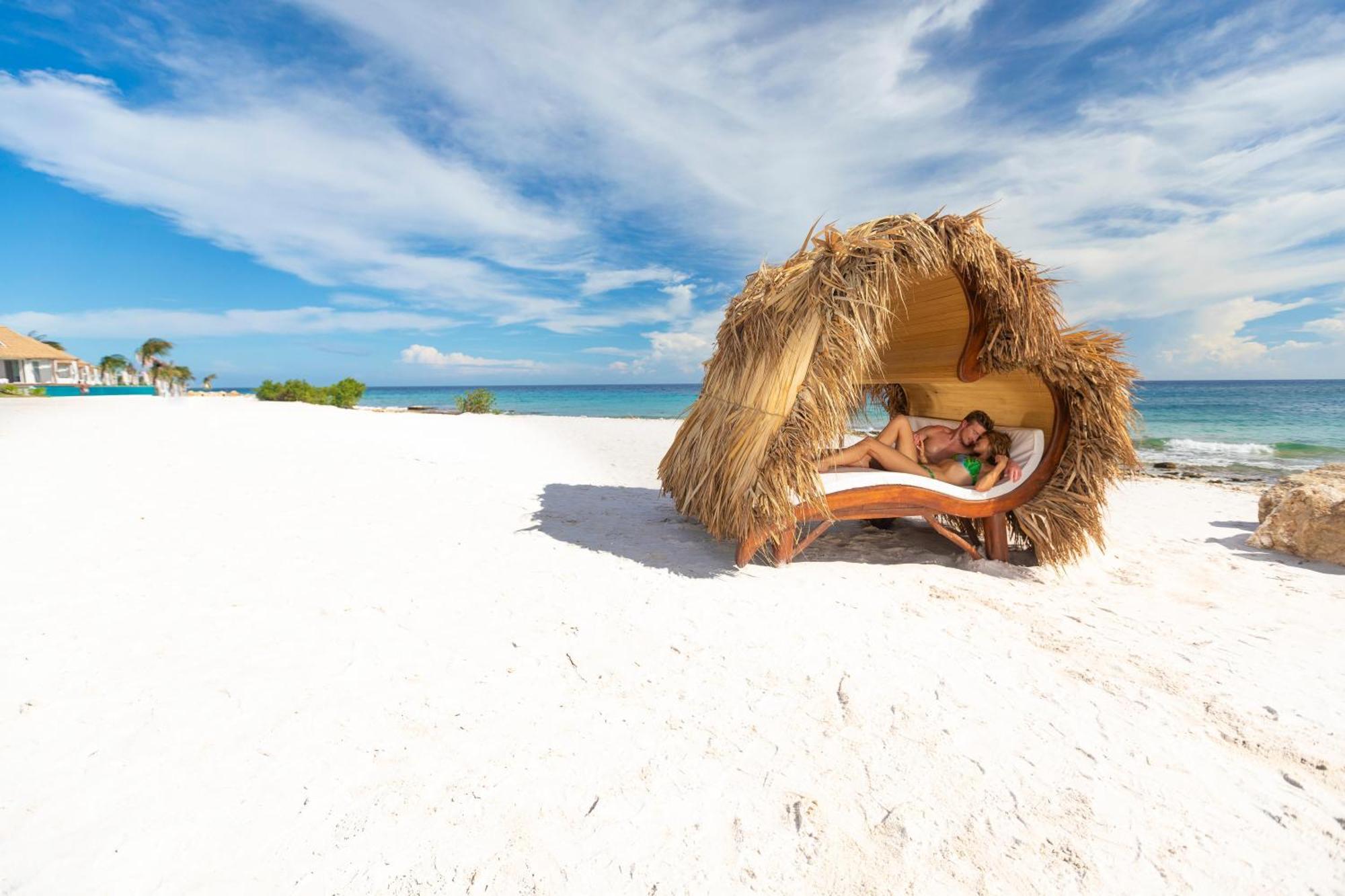 Sandals Royal Curacao All Inclusive Couples Only Newport Екстериор снимка